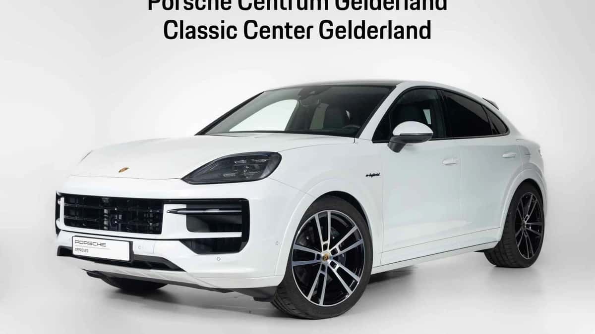 Porsche Cayenne (2024) — foto 1