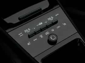 Porsche Cayenne (2024) thumbnail 13
