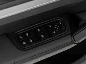 Porsche Cayenne (2024) thumbnail 42