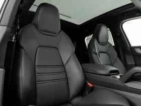 Porsche Cayenne (2024) thumbnail 8