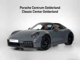 Porsche 911 (2024)