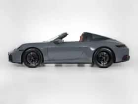 Porsche 911 (2024) thumbnail 11