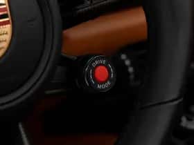 Porsche 911 (2024) thumbnail 38