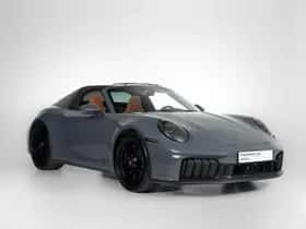 Porsche 911 (2024) thumbnail 5