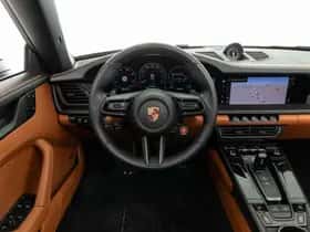 Porsche 911 (2024) thumbnail 9