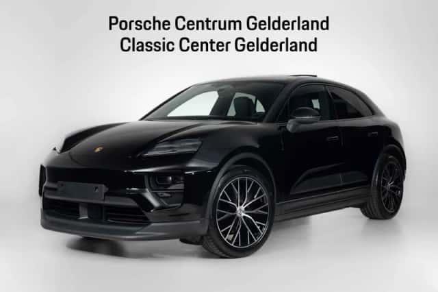 Porsche Macan (2026) thumbnail 1