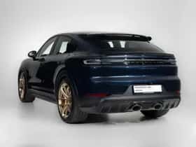 Porsche Cayenne (2024) thumbnail 2