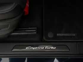 Porsche Cayenne (2024) thumbnail 32