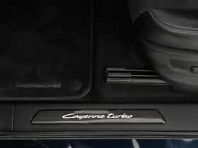 Porsche Cayenne (2024) thumbnail 35