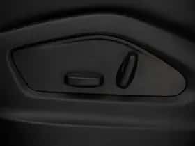 Porsche Cayenne (2024) thumbnail 40