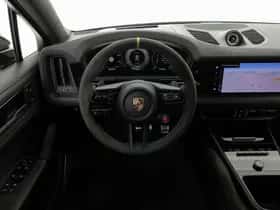 Porsche Cayenne (2024) thumbnail 9