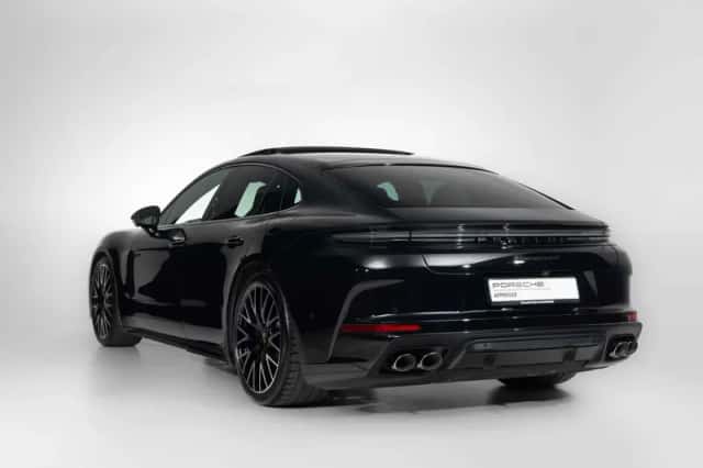 Porsche Panamera (2024) thumbnail 2