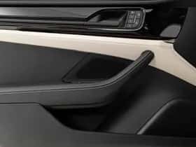 Porsche Panamera (2024) thumbnail 19