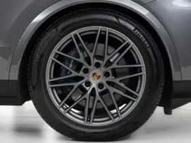 Porsche Cayenne (2024) thumbnail 21