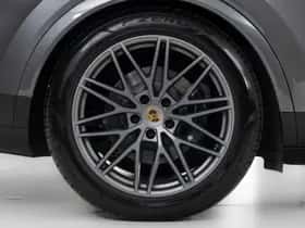 Porsche Cayenne (2024) thumbnail 22