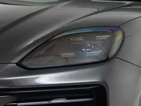 Porsche Cayenne (2024) thumbnail 24