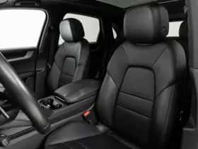 Porsche Cayenne (2024) thumbnail 4