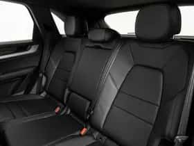 Porsche Cayenne (2024) thumbnail 47
