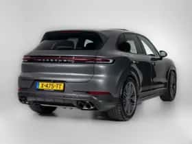 Porsche Cayenne (2024) thumbnail 6