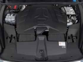 Porsche Cayenne (2024) thumbnail 25