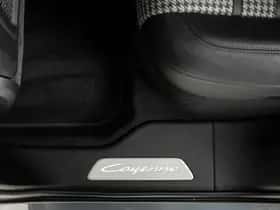 Porsche Cayenne (2024) thumbnail 35