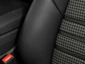 Porsche Cayenne (2024) thumbnail 45