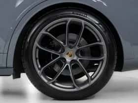 Porsche Cayenne (2024) thumbnail 49