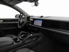 Porsche Cayenne (2024) thumbnail 7
