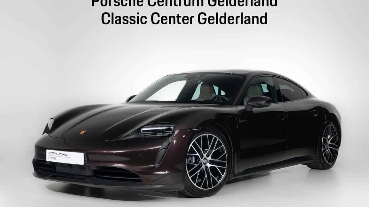 Porsche Taycan (2023) — foto 1