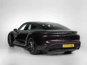 Porsche Taycan (2023) thumbnail 2