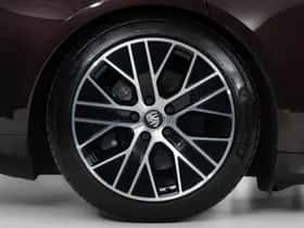 Porsche Taycan (2023) thumbnail 23