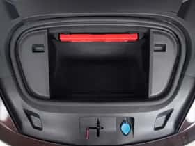 Porsche Taycan (2023) thumbnail 27
