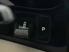 Porsche Taycan (2023) thumbnail 39