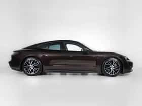 Porsche Taycan (2023) thumbnail 10