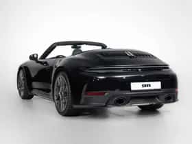 Porsche 911 (2025) thumbnail 2