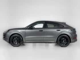 Porsche Cayenne (2025) thumbnail 11
