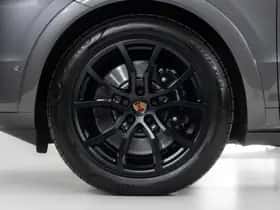 Porsche Cayenne (2025) thumbnail 50
