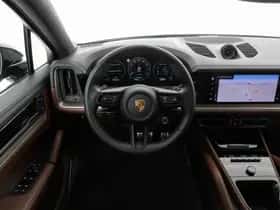 Porsche Cayenne (2025) thumbnail 9