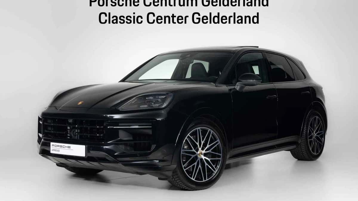 Porsche Cayenne (2024) — foto 1