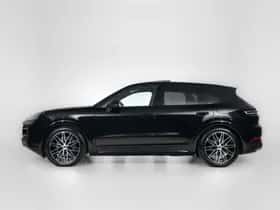 Porsche Cayenne (2024) thumbnail 11