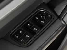 Porsche Cayenne (2024) thumbnail 40