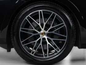 Porsche Cayenne (2024) thumbnail 47