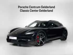 Porsche Taycan (2024)