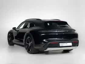Porsche Taycan (2024) thumbnail 2