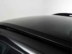 Porsche Taycan (2024) thumbnail 31