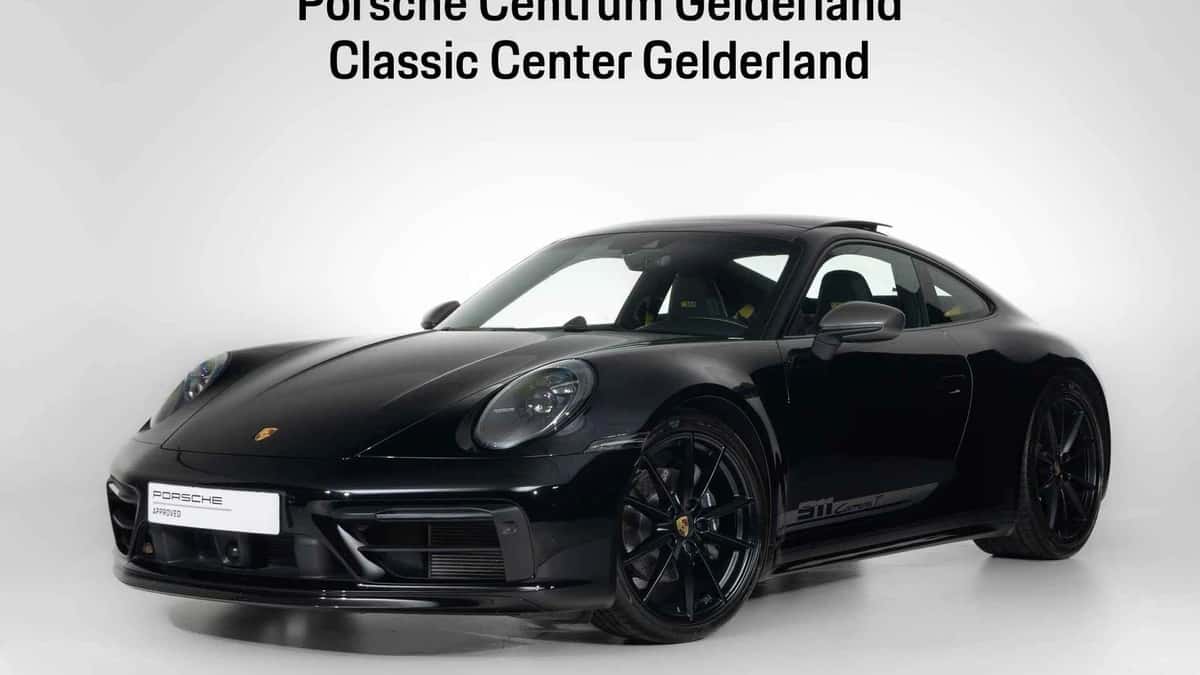 Porsche 911 (2025) — foto 1