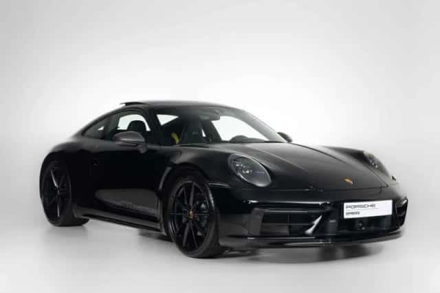 Porsche 911 (2025) thumbnail 5