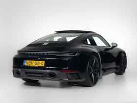 Porsche 911 (2025) thumbnail 6