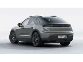 Porsche Macan (2025) thumbnail 2