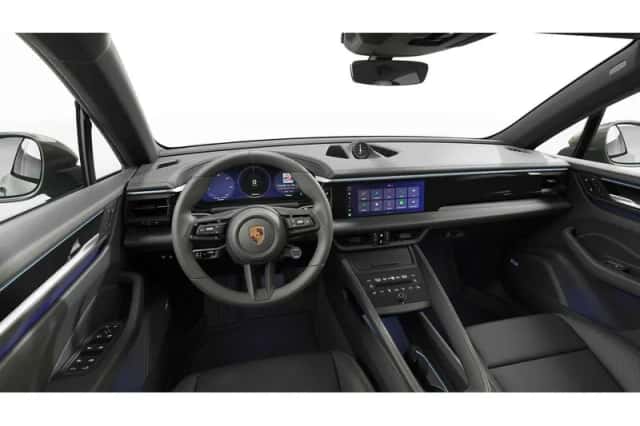 Porsche Macan (2025) thumbnail 3